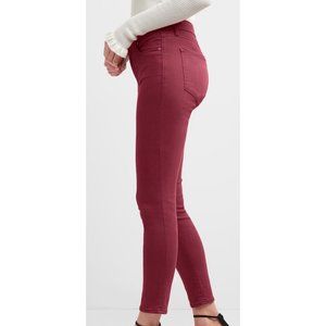 Gap True Skinny jeans in Sculpt, berry red